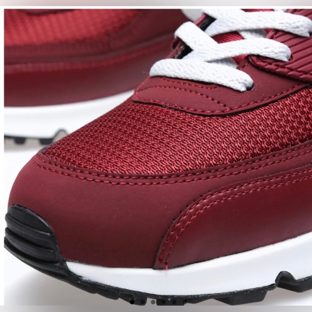 Nike Air Max NEW